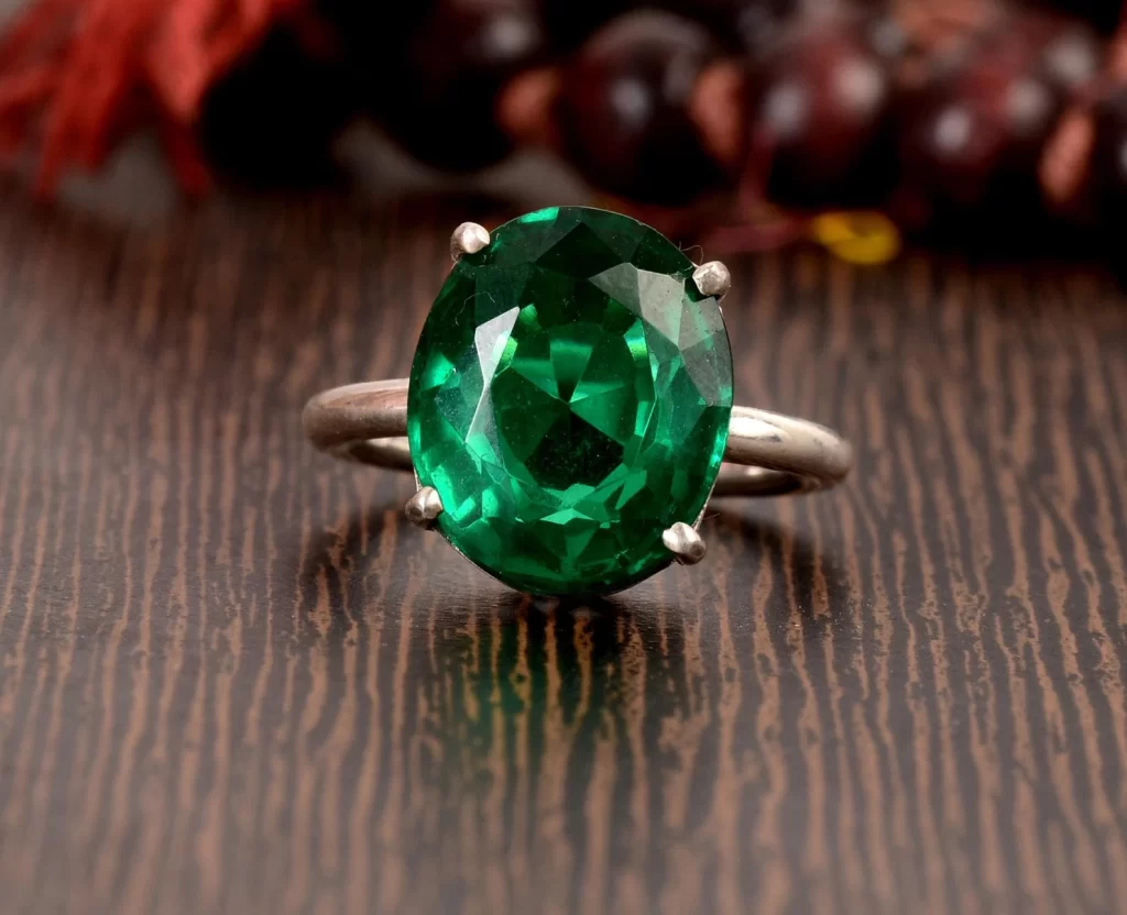 Green zircon ring